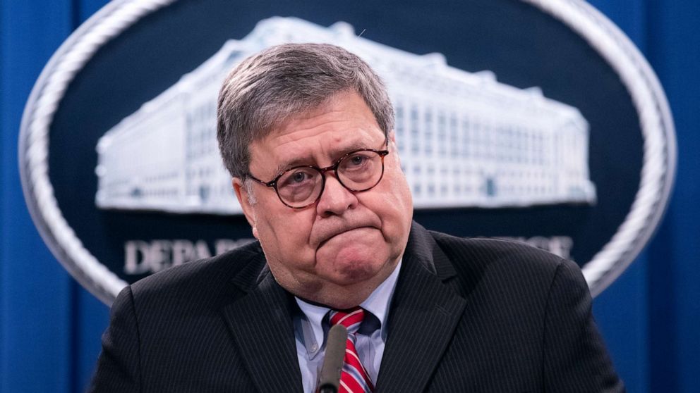 PHOTO: Attorney General Bill Barr holds a news conference at the Department of Justice December 21, 2020 in Washington, DC.