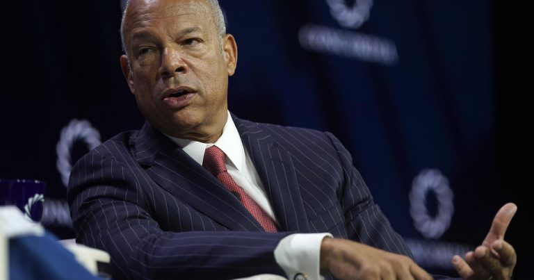 Former DHS chief believes there’s enough evidence for charges against Trump