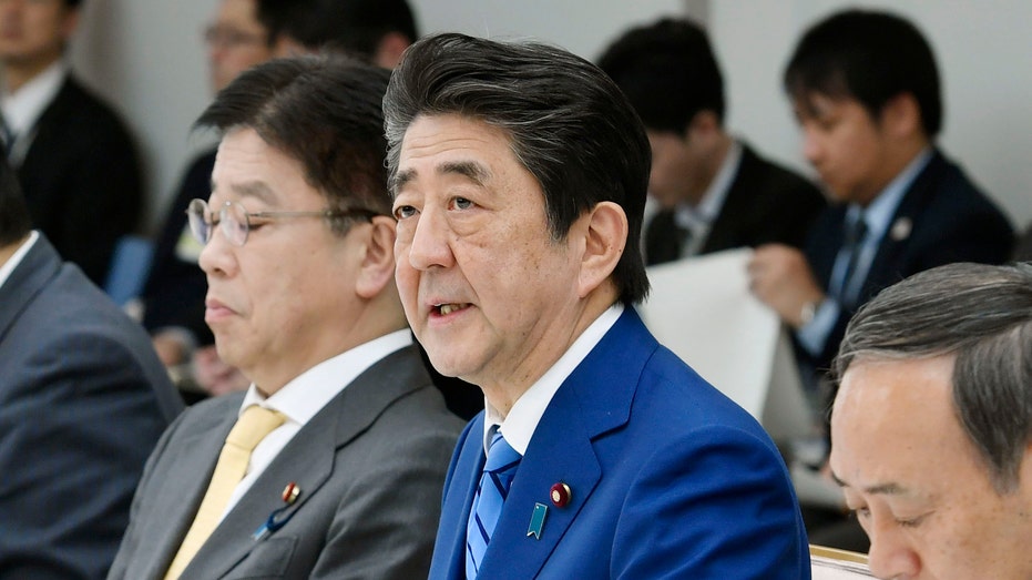 Shinzo Abe speaks on to Japanese coronavirus task force