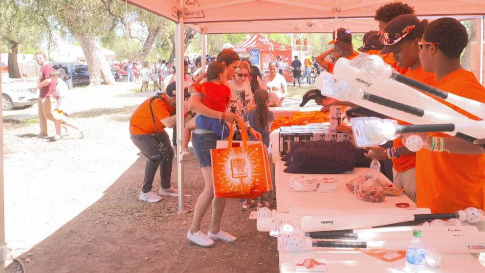 PHOTO: The Houston Astros visited Uvalde six weeks after the horrific mass shooting at Robb Elementary School, bringing gifts and honoring the community members.