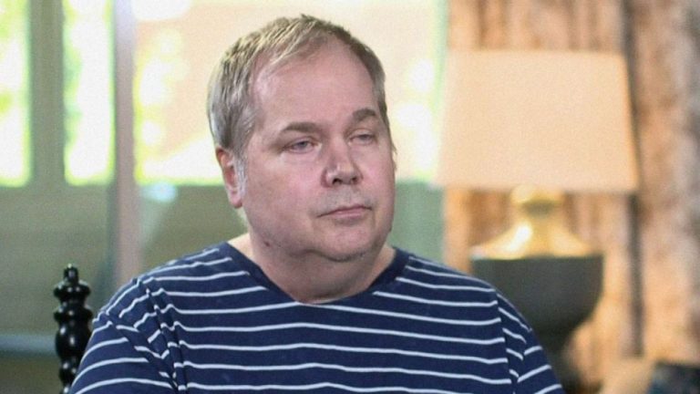 John Hinckley Jr. seeks forgiveness for shooting Reagan, presidential entourage