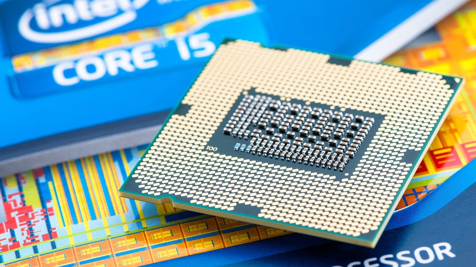 Intel chips