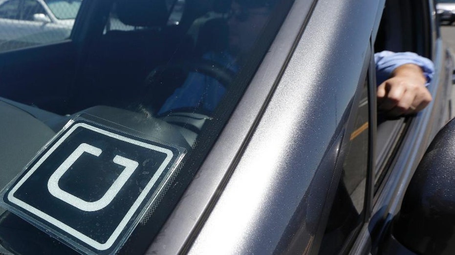 Uber logo on car