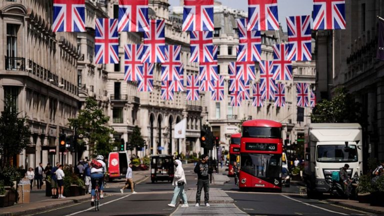 UK economy shows unexpectedly strong growth in May