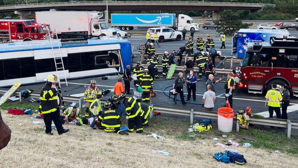 PHOTO: Emergency responders attend to the scene of a bus accident on the Turnpike in Woodbridge, N.J., Aug. 9, 2022.
