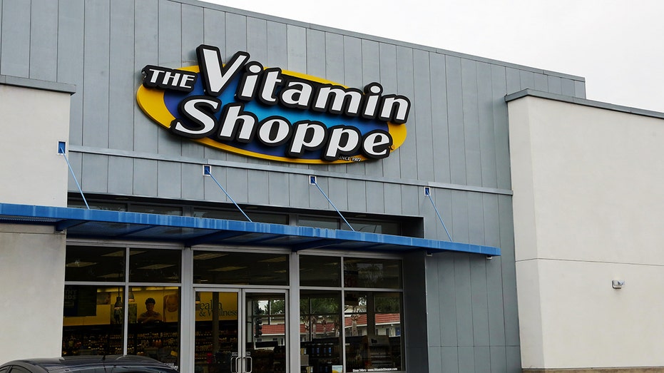 Vitamin Shoppe sign