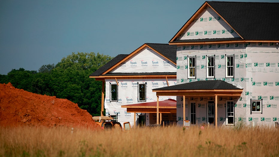 Two homes in Kentucky under construction