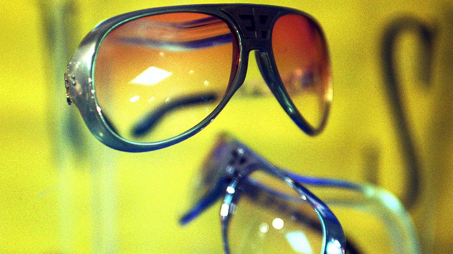 Elvis Presley glasses