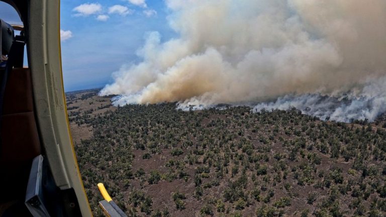 Firefighters continue battling large Hawaii wildfire