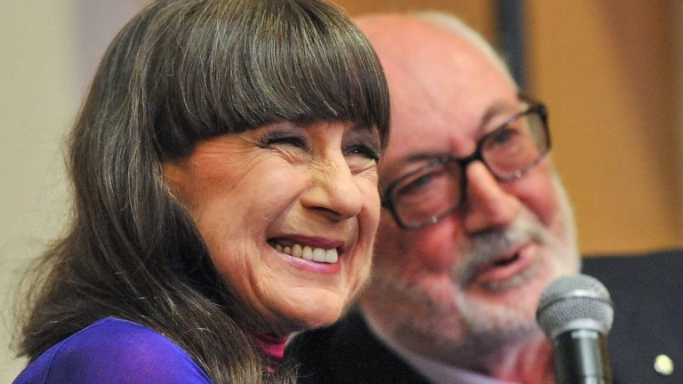 Judith Durham, Australia’s folk music icon, dies at 79