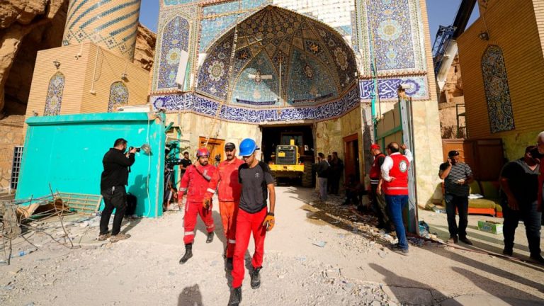 Officials: Landslide at Shiite shrine in Iraq kills 7