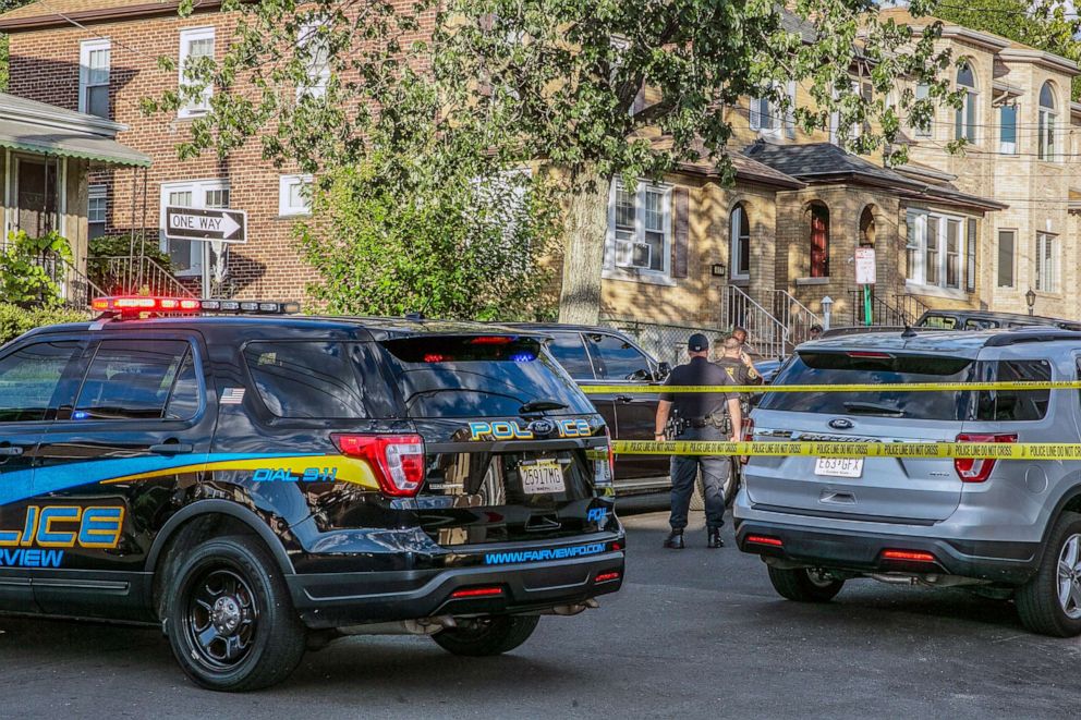 PHOTO: Local police and FBI agents block the area around the home of Hadi Matar on Morningside Avenue, in Fairview, N.J., Aug. 12, 2022. Matar rushed a stage and stabbed Salman Rushdie, as the author was about to give a lecture in western New York. 