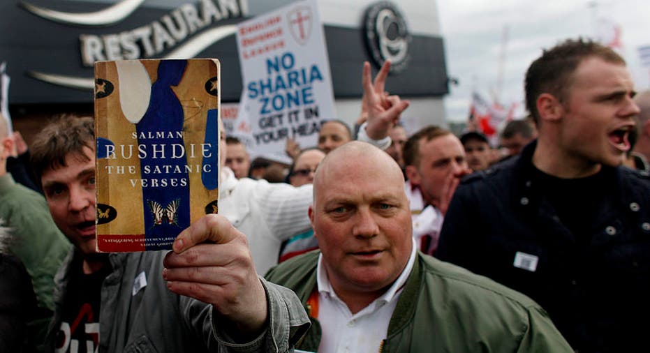 Anti-Islam rally in Luton