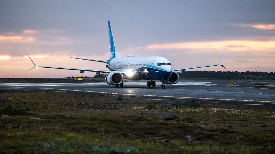 Boeing 737 Max 10 Iceland to Farnborough Airshow