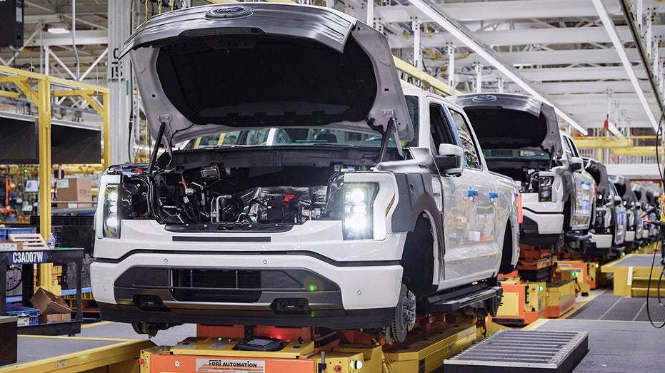 Ford F-150 Lightning factory