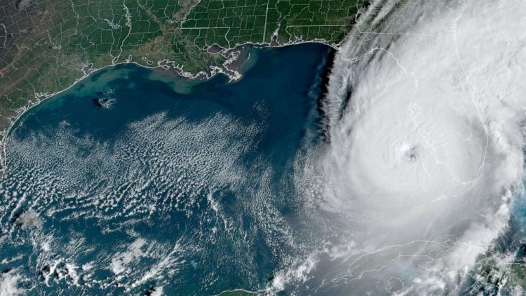 Here’s how climate change intensifies hurricanes