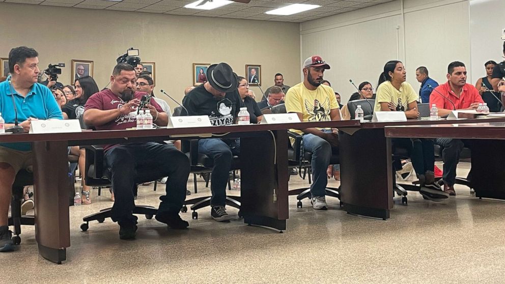 PHOTO: A listening session to hear from the families of victims in the Robb Elementary school shootings is held in Uvalde, Texas, Sept. 26, 2022.