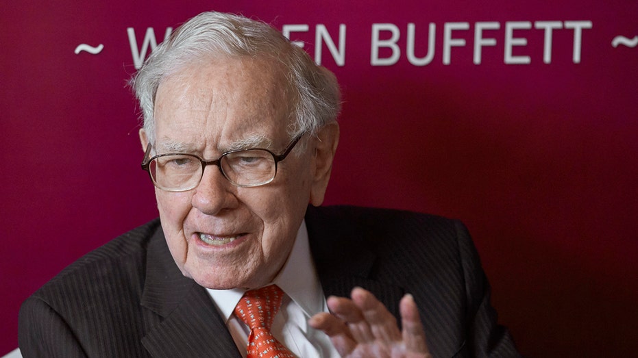 Photo of warren Buffett