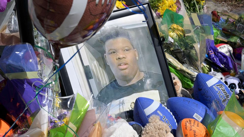 PHOTO: A makeshift memorial for Tyre Sampson sits outside the Orlando Free Fall ride at the ICON Park entertainment complex in Orlando, Fla., March 27, 2022.