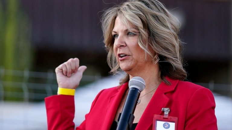 Arizona GOP leader wins temporary halt to record turnover