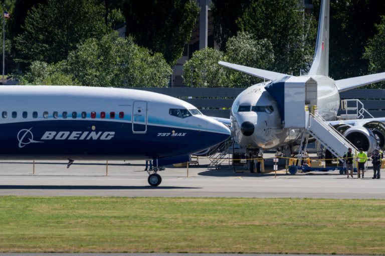 Boeing reports quarterly loss on problems in Air Force One, tanker programs