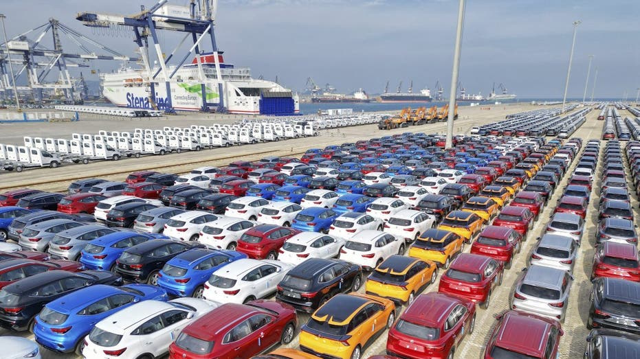 Cars awaiting export