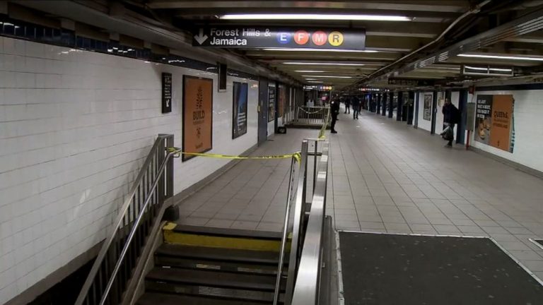 Man killed by subway train after falling on tracks during fight, police say