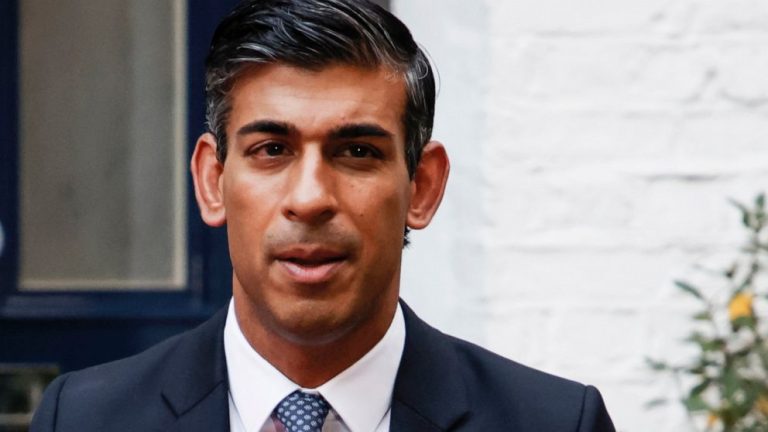 Next UK prime minister: Sunak closes in after Johnson balks