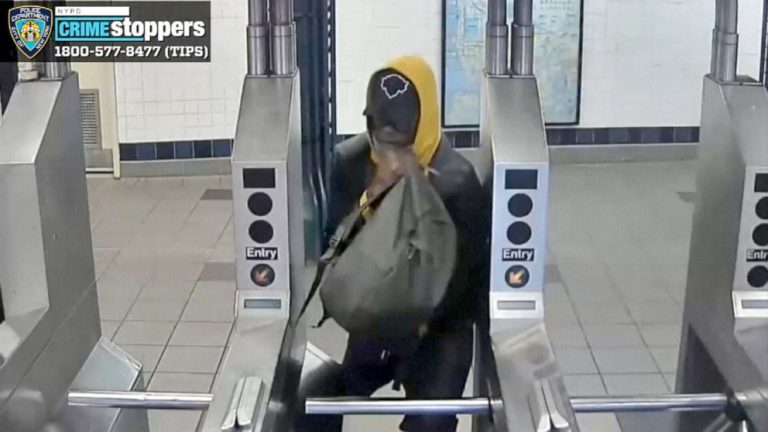 Suspect in NYC subway shoving charged with attempted murder