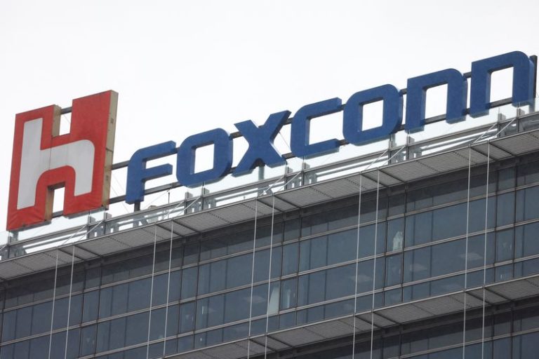 Apple supplier Foxconn gives pay rise to staff hit by COVID lockdown – media