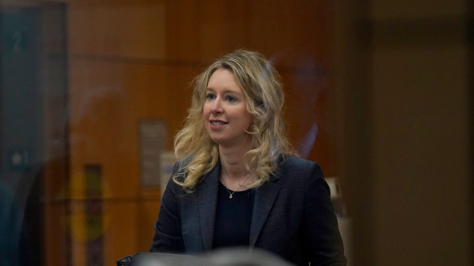 Elizabeth Holmes in court