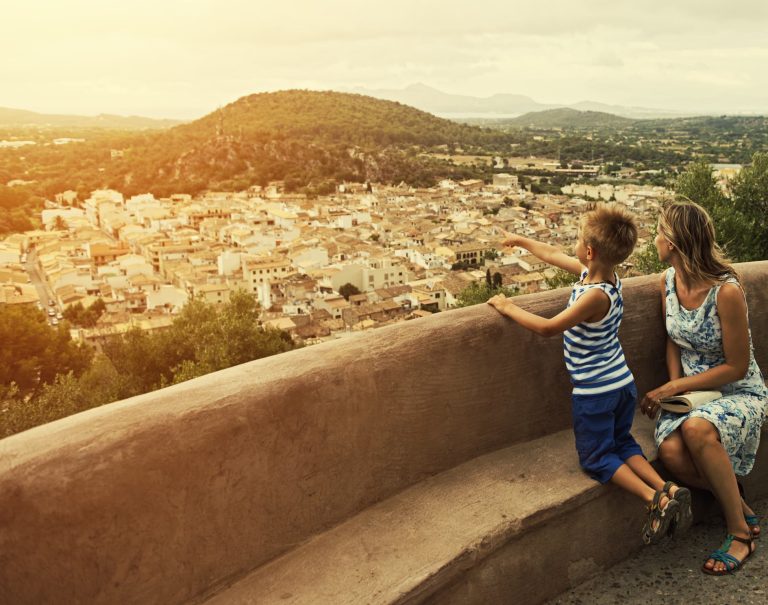 ‘Digital nomads’ can now live in Spain with their families — if they earn enough