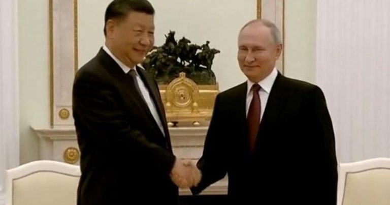 Chinese President Xi Jinping meets with Putin in Moscow