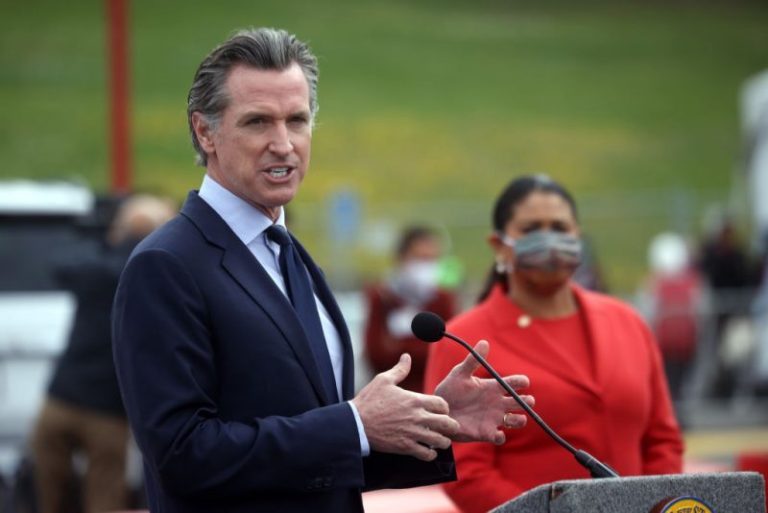 Gavin Newsom Ends COVID Mandate Without Fanfare