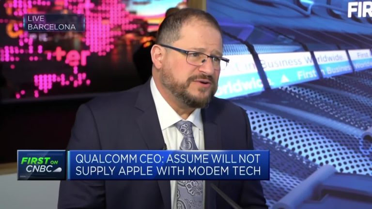 Qualcomm CEO says he’s expecting Apple to make its own iPhone modems from 2024