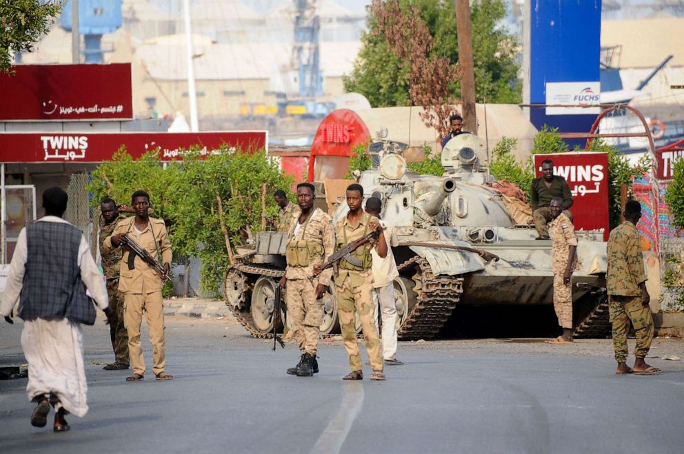 PHOTO: Sudanese army soldiers, loyal to army chief Abdel Fattah al-Burhan, man a position in the Red Sea city of Port Sudan, on April 20, 2023.