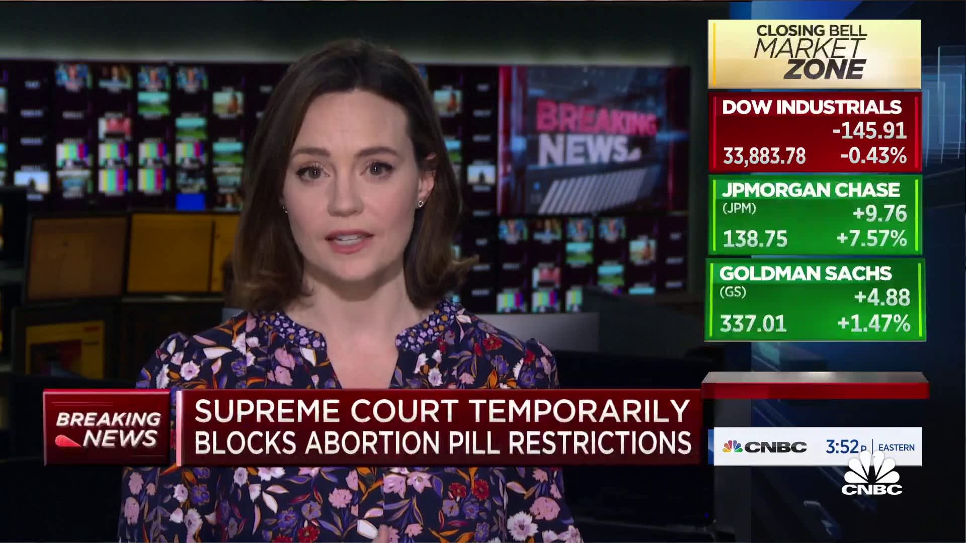Supreme Court temporarily blocks abortion pill restrictions