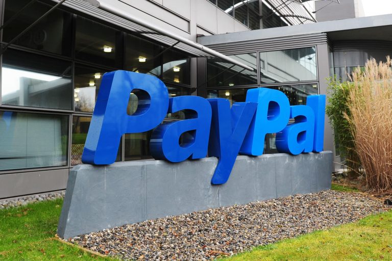 After hitting new heights during the pandemic, PayPal has struggled in the market. Here’s what’s killing the company’s stock growth
