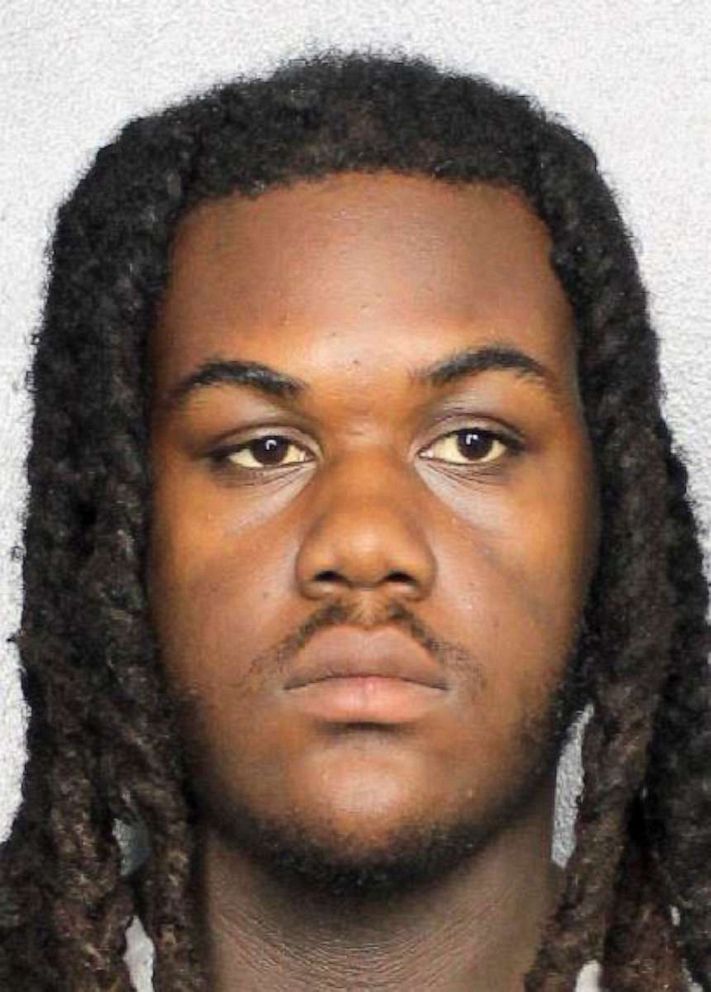 PHOTO: The Hollywood Police Department released the booking photo for Keshawn Paul Stewart.