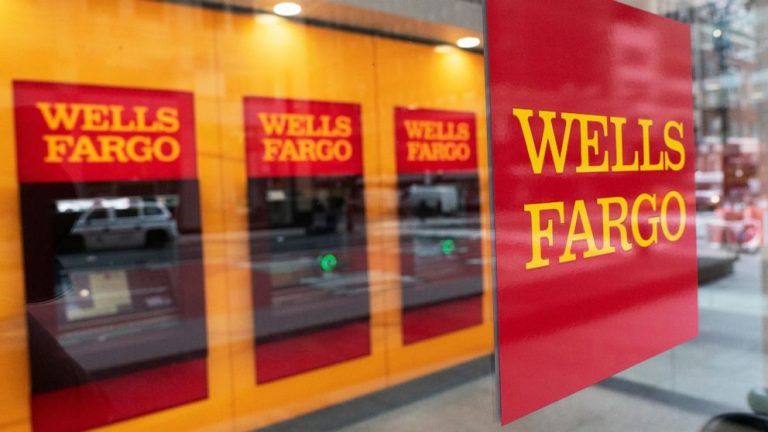 Wells Fargo agrees to pay $1 billion to settle shareholders’ class-action lawsuit