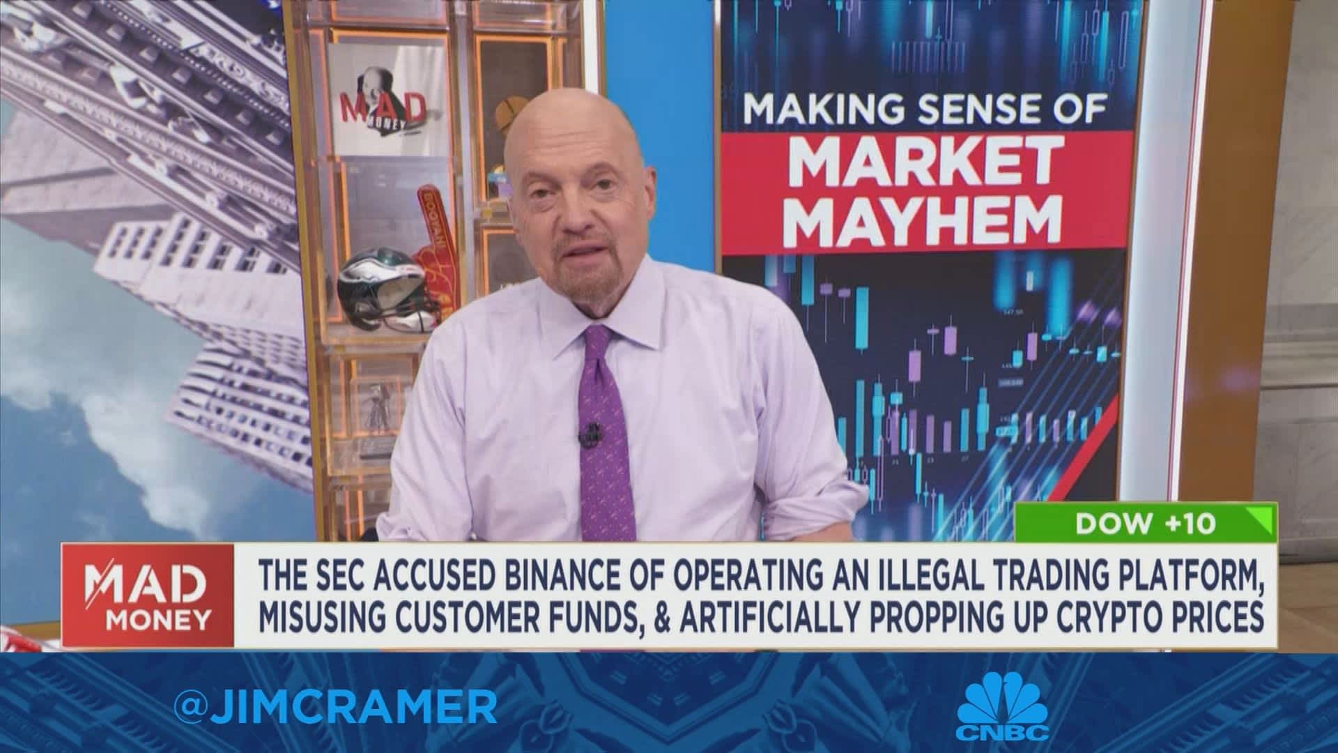I wish someone would tell people messing in crypto it's possible to lose everything, says Jim Cramer