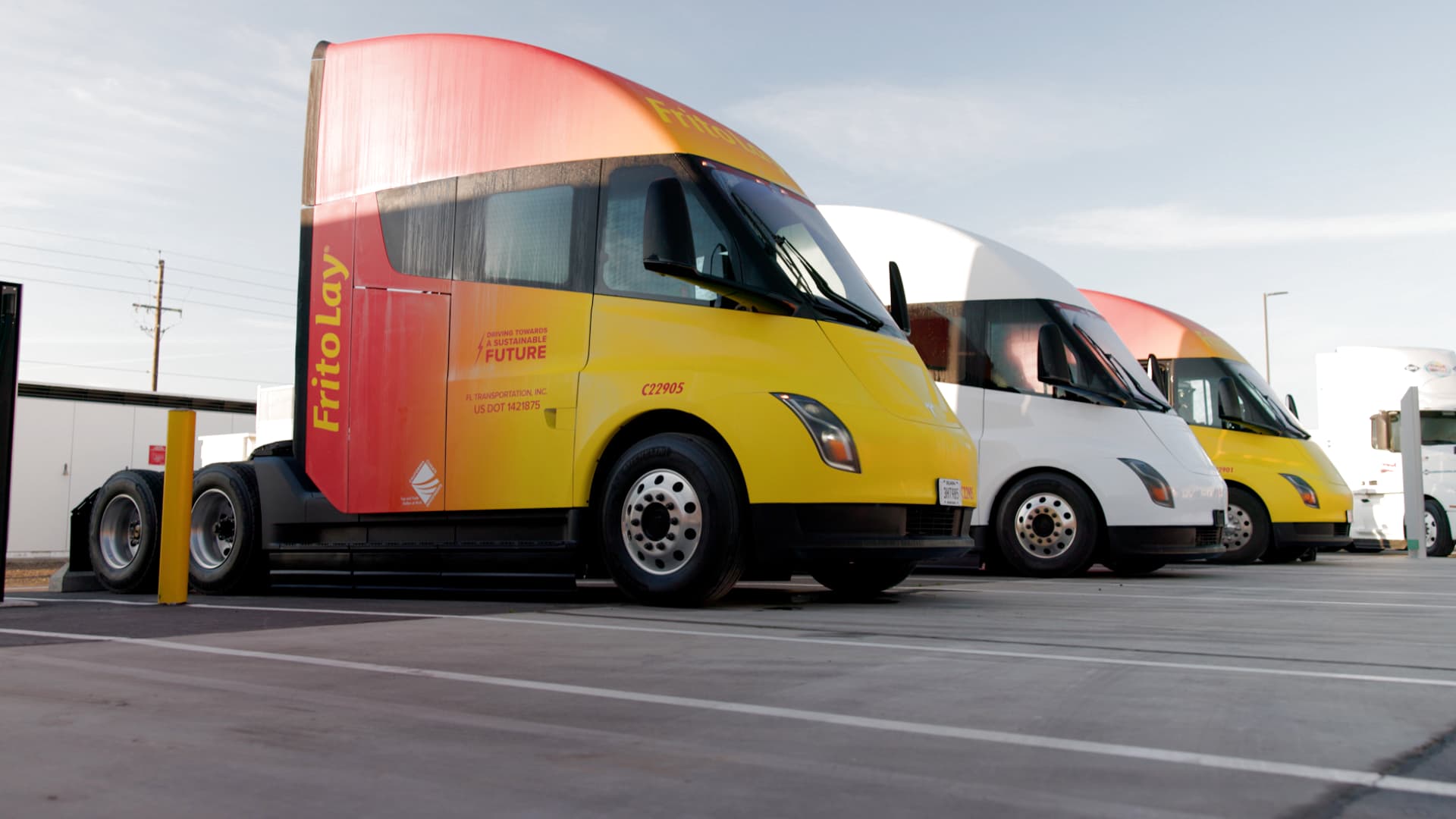 The Tesla Semi is finally here