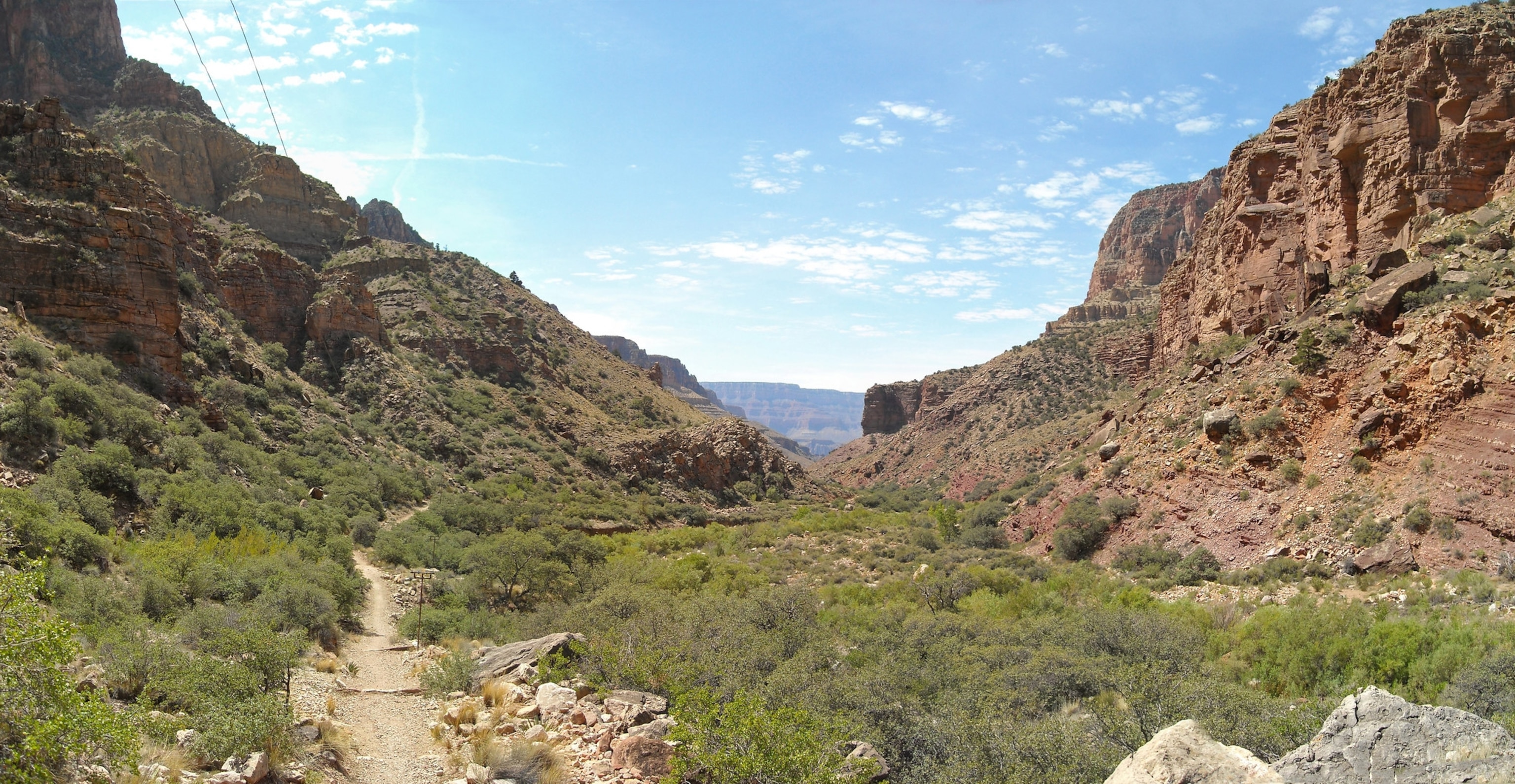 PHOTO: The North Kaibab Trail near Cottonwood Campground