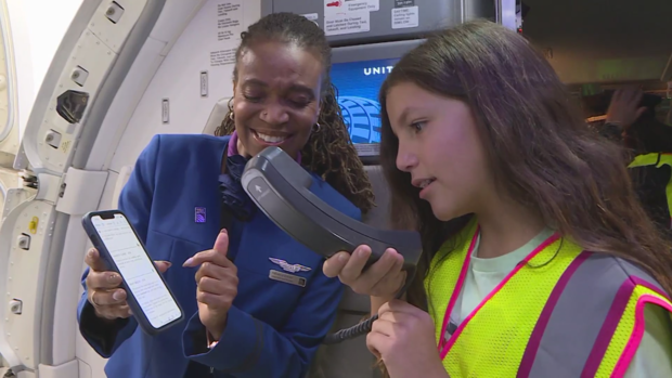 United Airlines hosts “Girls in Aviation Day” in Denver