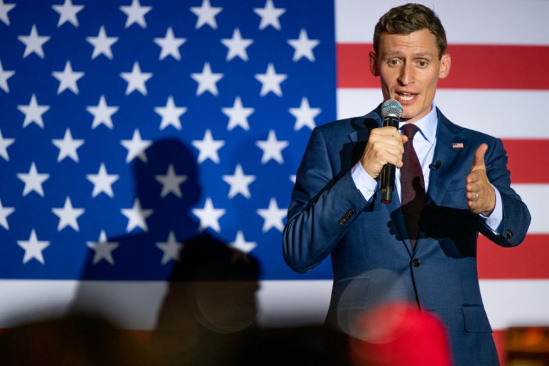 PHOENIX, ARIZONA - AUGUST 01: Republican U.S. senatorial candidate Blake Masters speaks at a campaign event on the eve of the primary, also attended by gubernatorial candidate Kari Lake at the Duce bar on August 01, 2022 in Phoenix, Arizona. Masters, who has the blessing of former President Donald Trump, has seen his lead in the polls in recent days extend to double digits among likely GOP voters over businessman Jim Lamon and state Attorney General Mark Brnovich. (Photo by Brandon Bell/Getty Images)