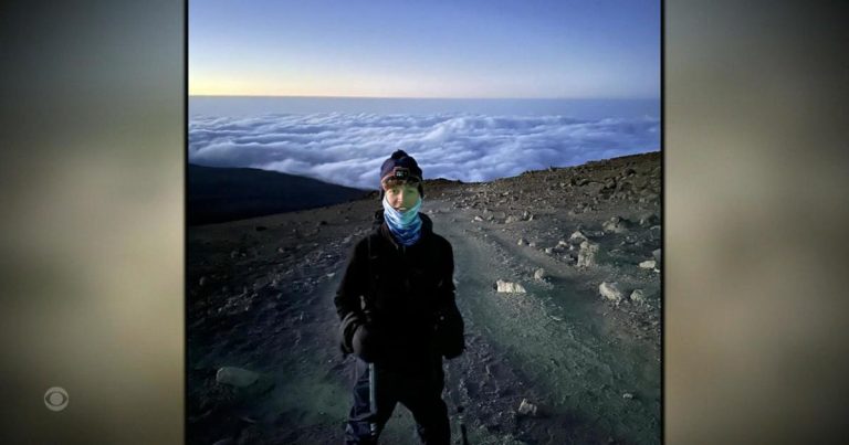 Teen takes on Mount Kilimanjaro in hopes of finding cure for rare disease