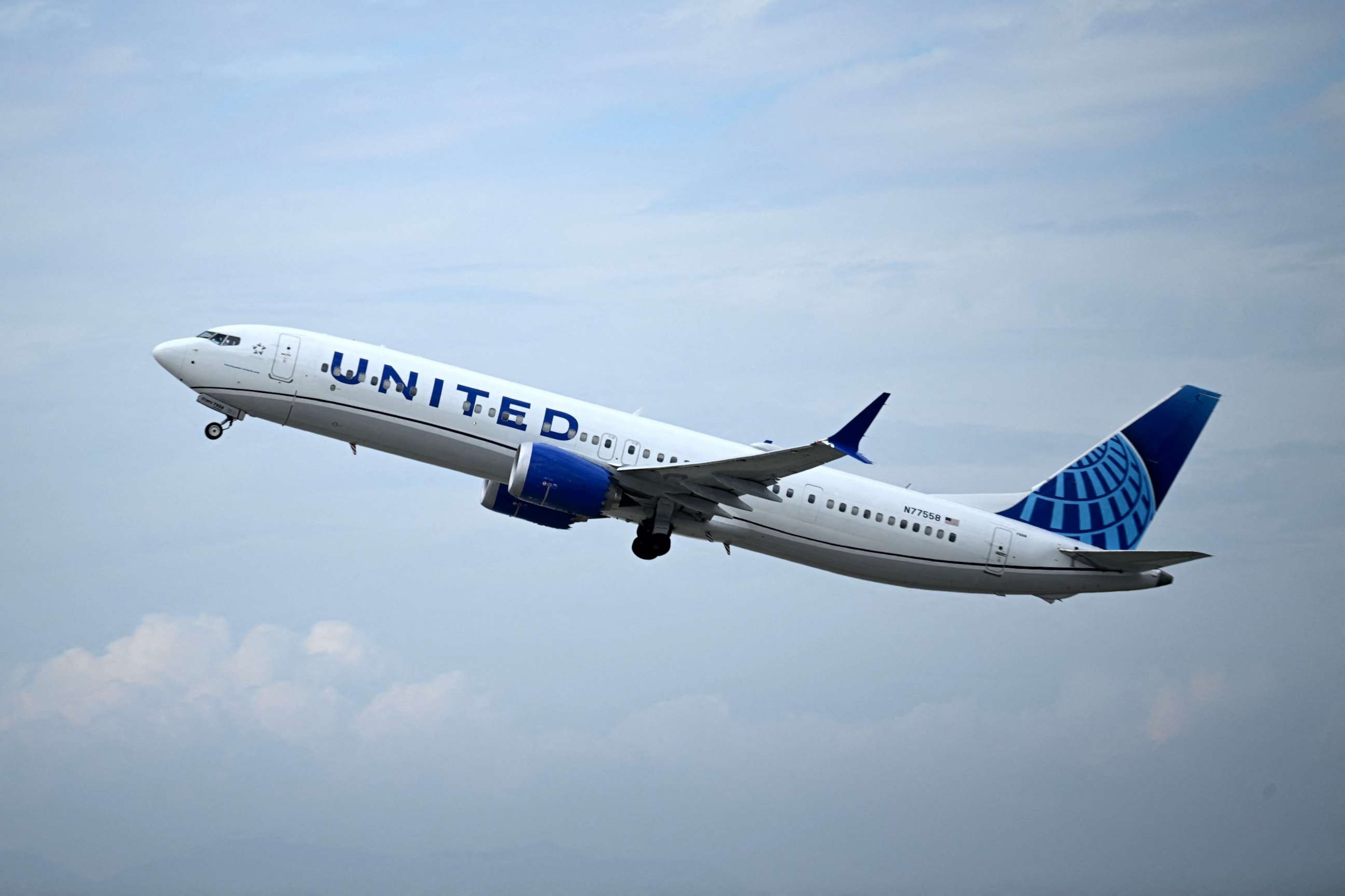 PHOTO: A United Airlines Boeing 737 MAX 9 airplane takes off from Los Angeles International Airport (LAX) September 11, 2023.