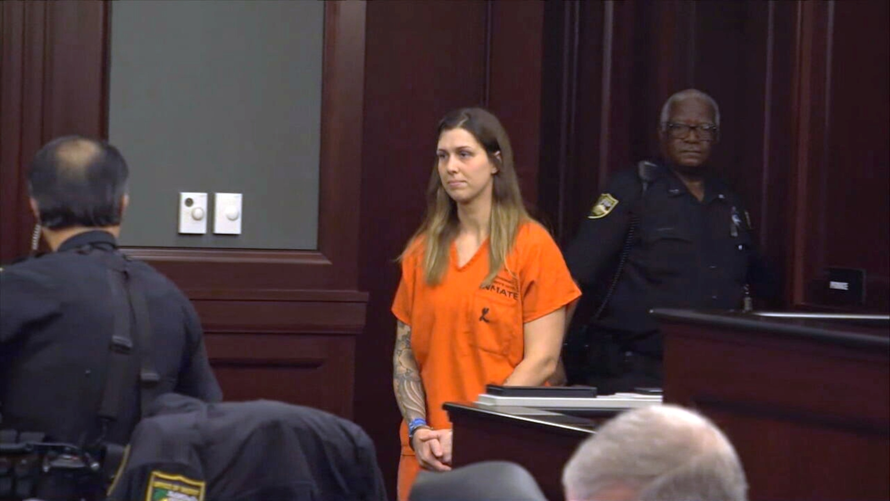 PHOTO: Shanna Gardner, right, appears in court, in Jacksonville, Florida, on Nov. 3, 2023.