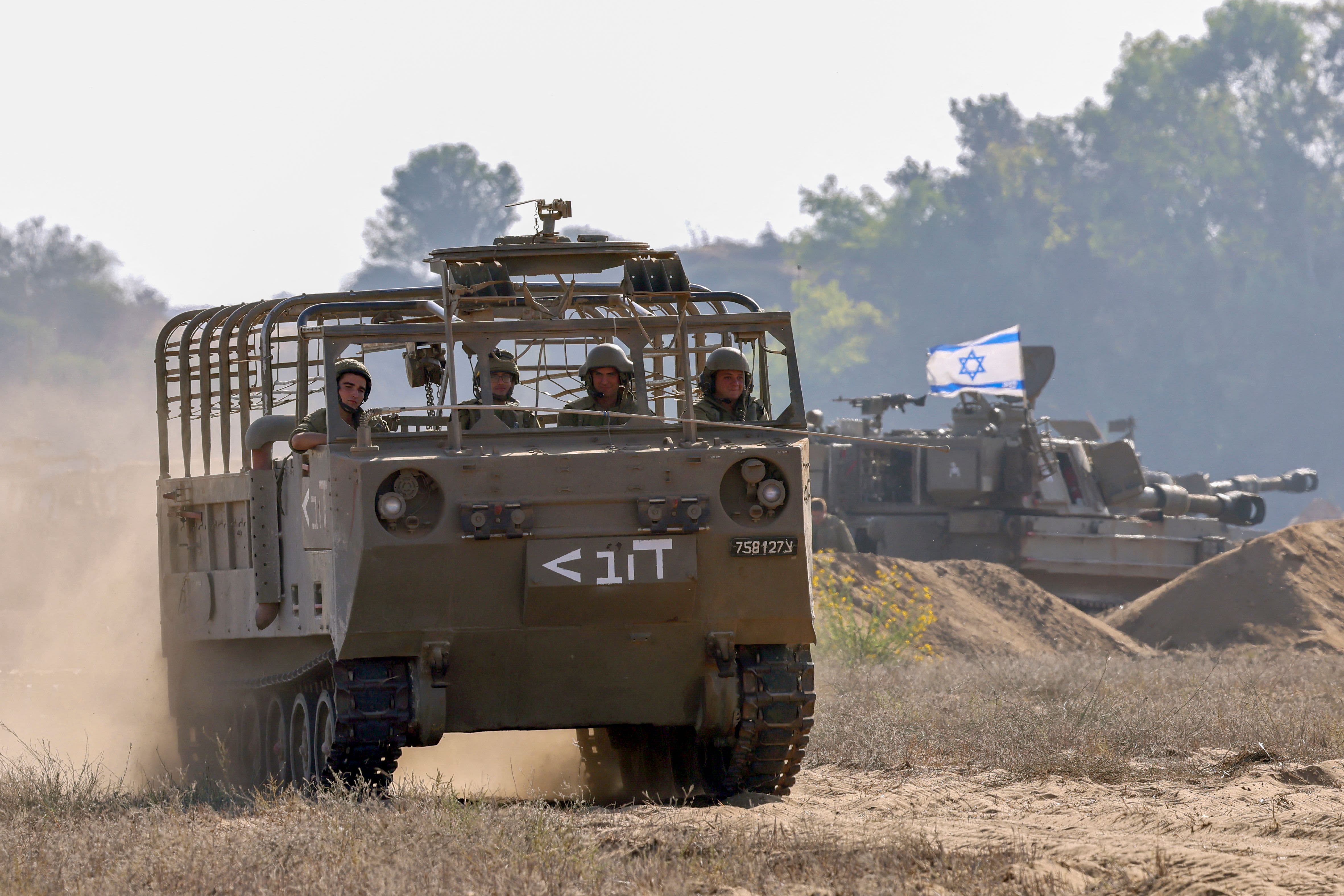 Israeli troops encircle Gaza City, setting stage for fierce urban battle