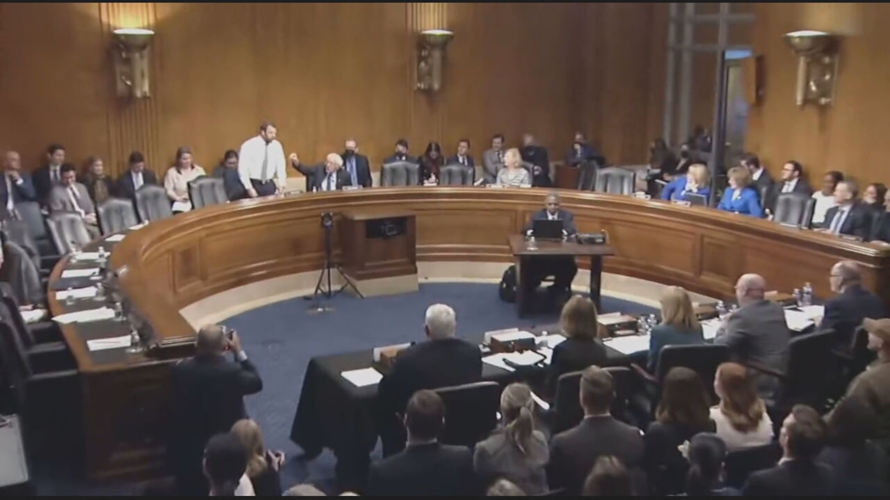 PHOTO: Sen. MarkWayne Mullin is reprimanded by Sen. Burnie Sanders after Mullin's outburst involving the union president at a Senate HELP hearing on Nov. 14, 2023, in Washington D.C.